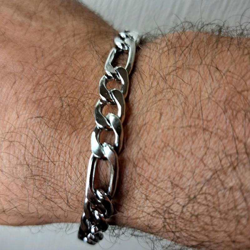 figaro link bracelet. gold or silver plated available. stainless Steel. 7
