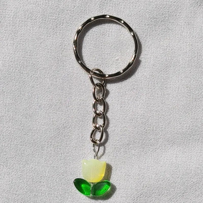 1pc Yellow Tulip Silver Keychain Accessory 0