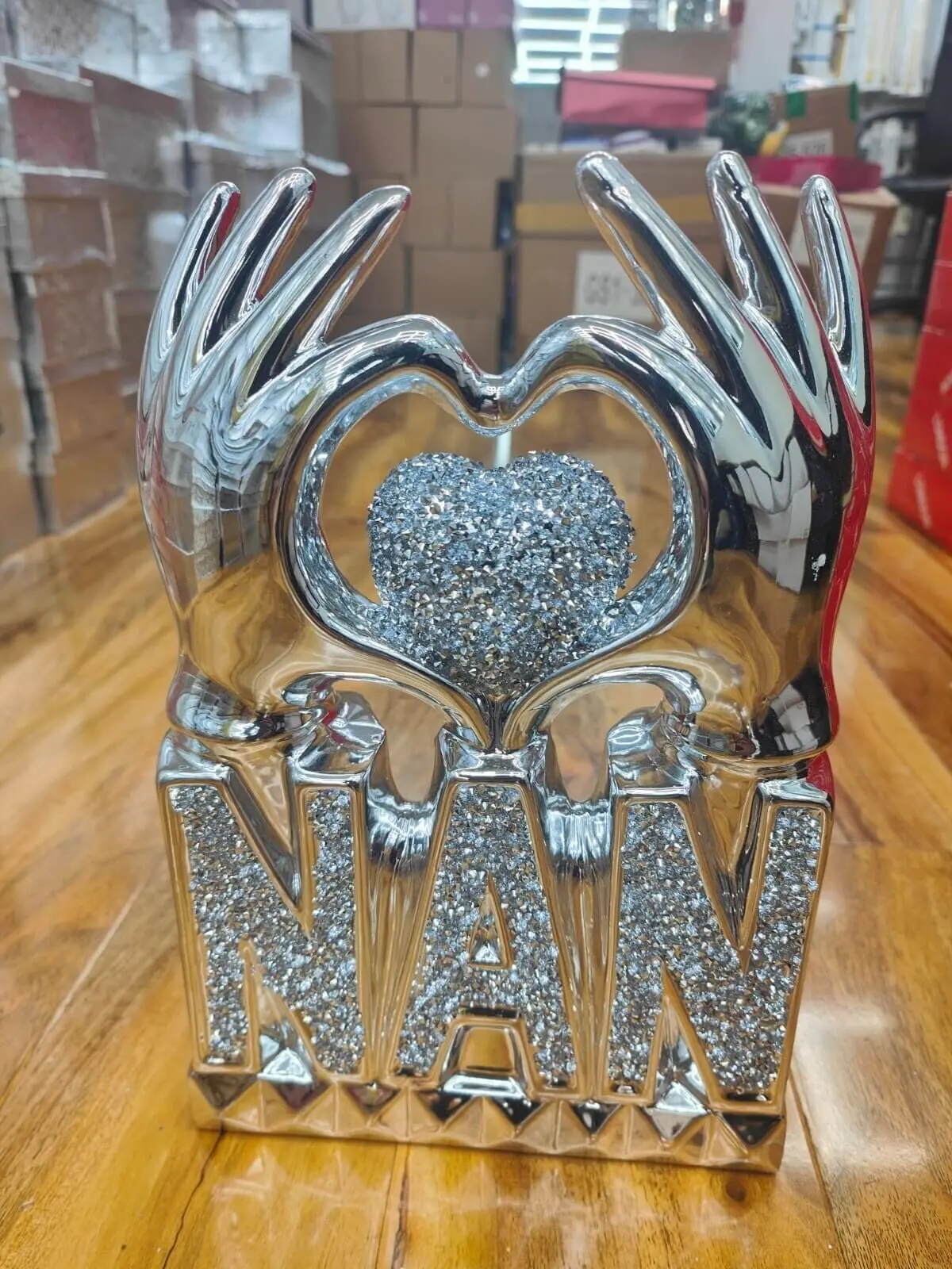 Zidan Bargains NAN Heart Hand Silver Crushed Diamond Crystal Ornament Home Decor Gift Bling NAN (Silver)
