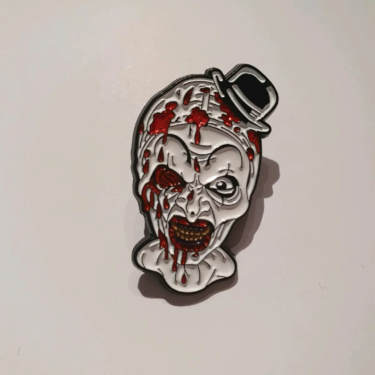 1 x Art the Clown Horror Film Terrifier Pin Badge - Brand New - Gift Goth Halloween - UK Stock pinbadges