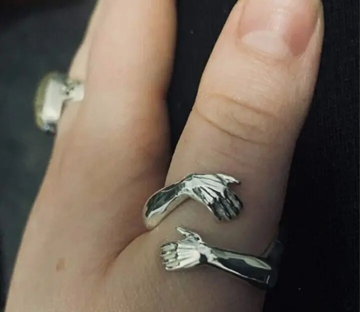 Love Hug Band Open Fashion Finger Ring Birthday Anniversary Christmas Gift for Daughter Niece Aunt Mom Grandma Sister Partner Jewelry Present 1