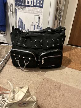 Product Review of Women's Fashionable All-match Punk Style Tote Bag with Multi-pocket Design, Casual Versatile Zipper Design, Large Capacity Shoulder Tote Bag from g**🍃 1
