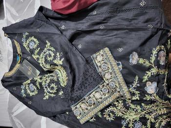 Product Review of EF-38 HEERA'S 3 PC READY TO WEAR VISCOSE SUIT from I**z 0