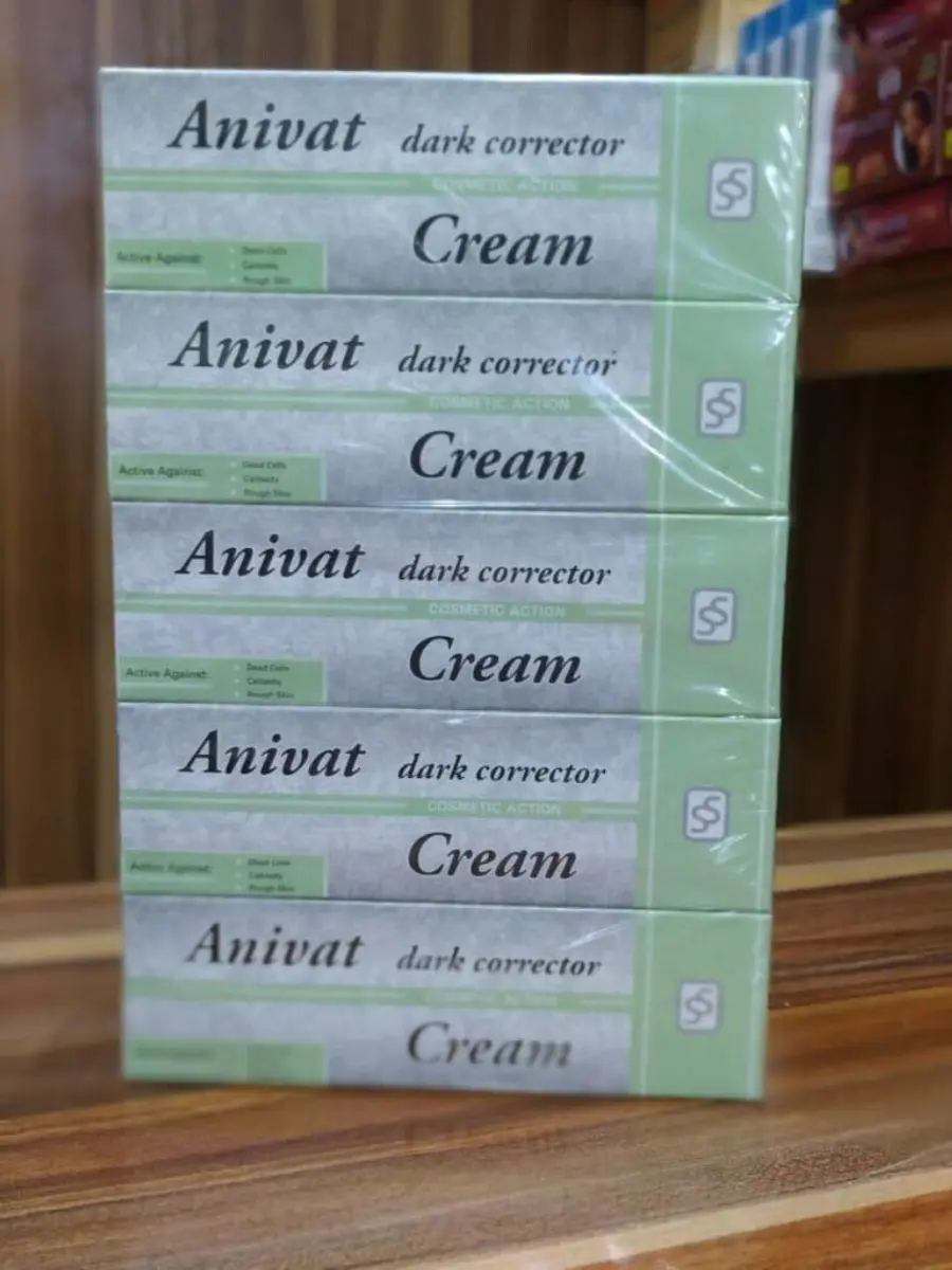 8 tubes x Anivat dark spot corrector 50ml cream