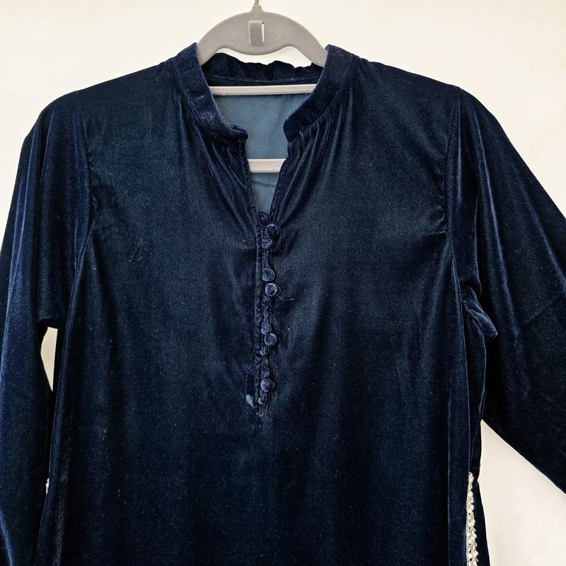 Zinc Velvet Kurta Partywear ,Winter Velvet Kameez, Designer Velvet Suit 2