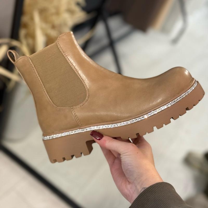 Diamanté brown Chelsea boots 4
