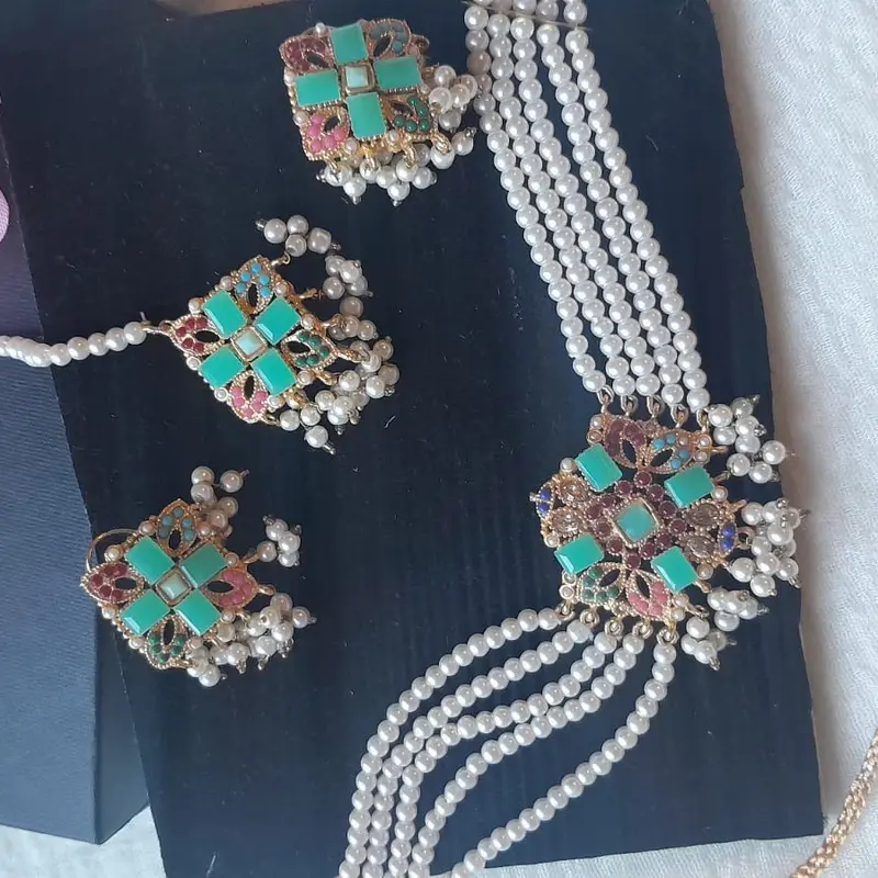 Peals necklace kundan set 3