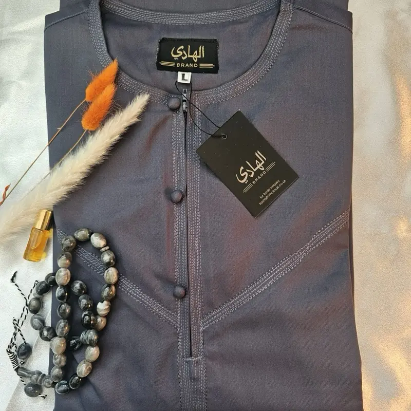 Al Hadi’s Premium Emirati Button Design Thobe in Grey for Men 1