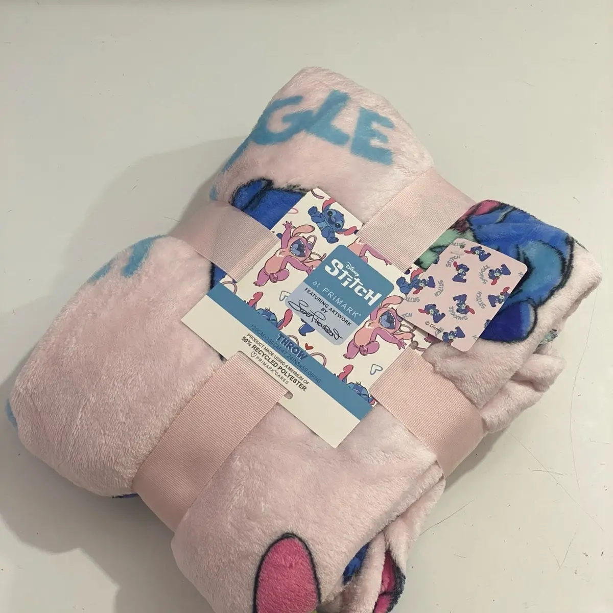 Cute Pink Stitch Throw - 120cm x 15cm - Soft and Warm - Perfect Gift for Xmas and Birthday