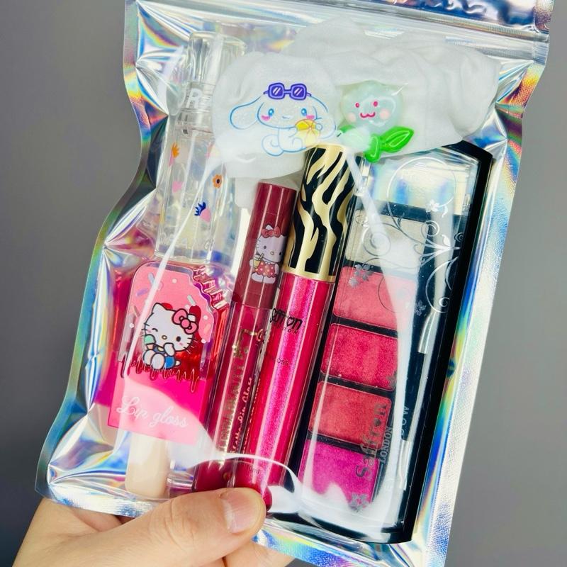 Cute and Lovely Lip-gloss Set with scrunchie and hair accessories 1