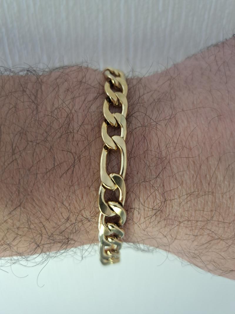 Product Introduction of figaro link bracelet. gold or silver plated available. stainless Steel. 5