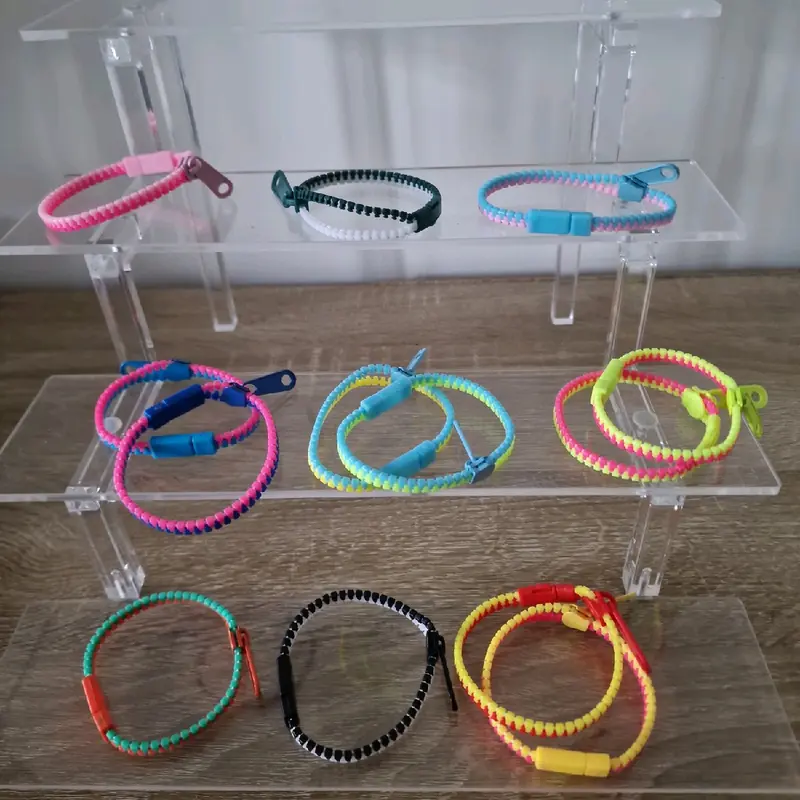 Zipper Bracelet for Women - Fashion Accessory 1