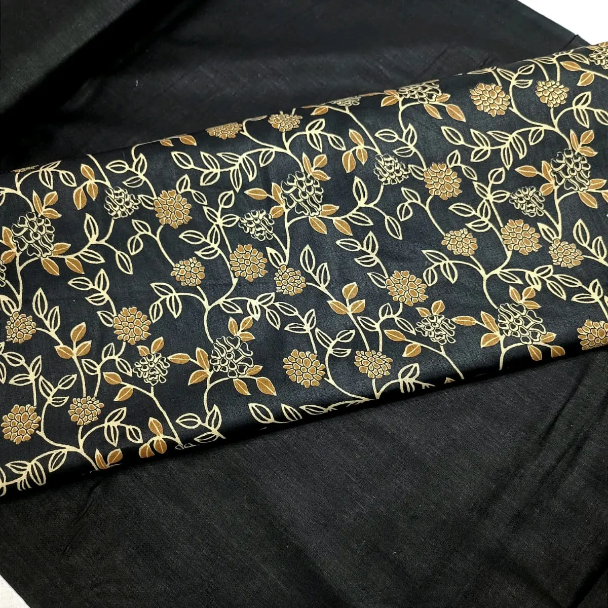 2 piece unstitched suit