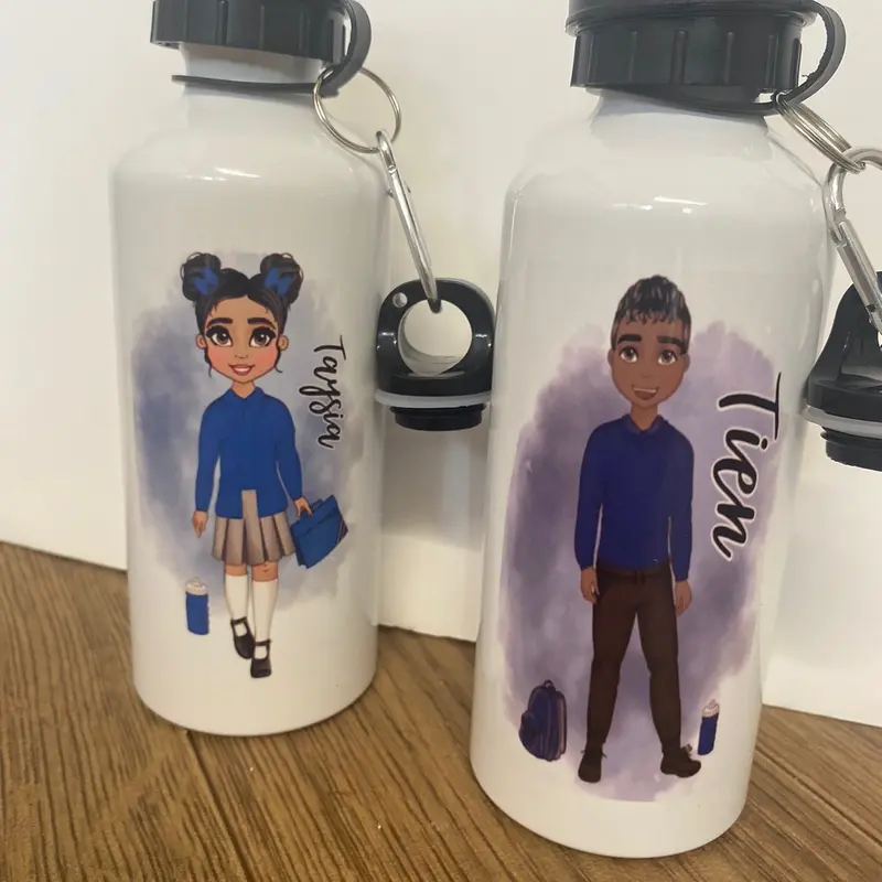 Kids school bottle 2 lids 0