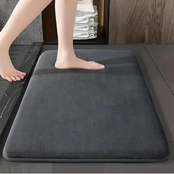 Super Absorbent Memory Foam Floor Mat, Rapid Dry, Anti-Slip, Luxurious Comfort for Kitchen, Bathroom, Bedroom, Living Room - Stylish Home Decor Rug, Ultra Absorbent & Non-Slip Memory Foam, Machine Washable, Soft Velvet Bath Mats, Easier to Dry crazy  red 1