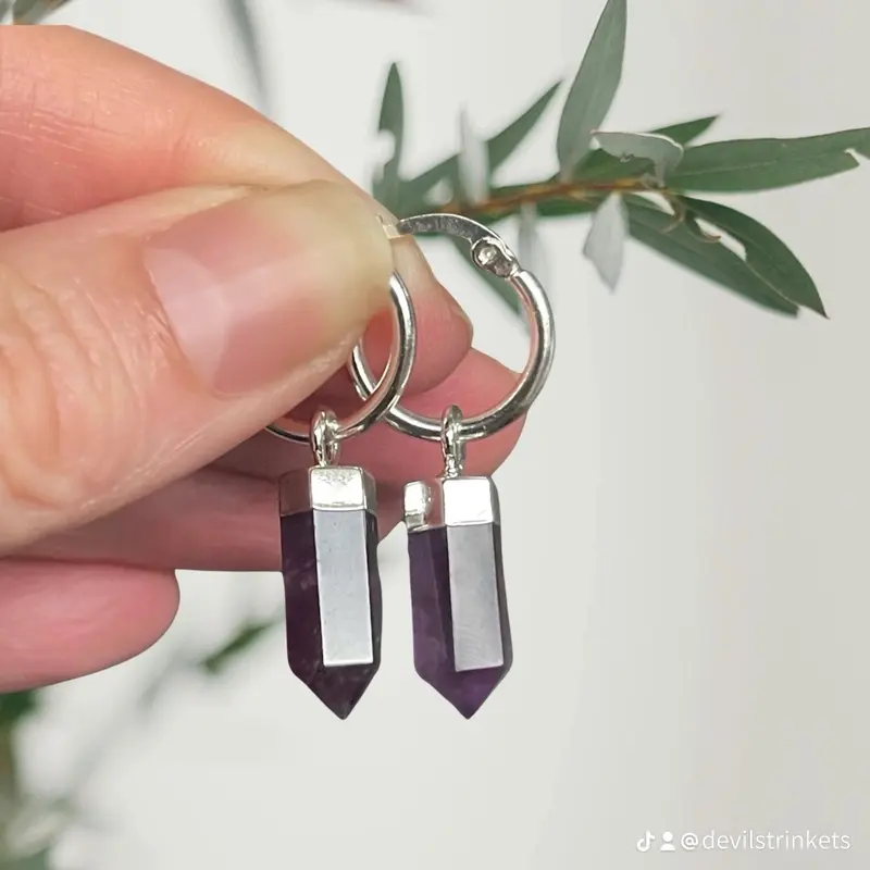 TEMPLE VIOLET amethyst - earrings - amethyst with silver detailing. 3