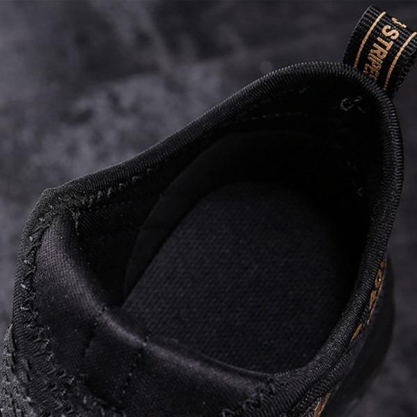 Product Introduction of Daclay Trendy All-Season Kids' Sneakers: Breathable, Durable Rubber Sole, Fashionable Plaid, Lace-Up Comfort for Teens 6