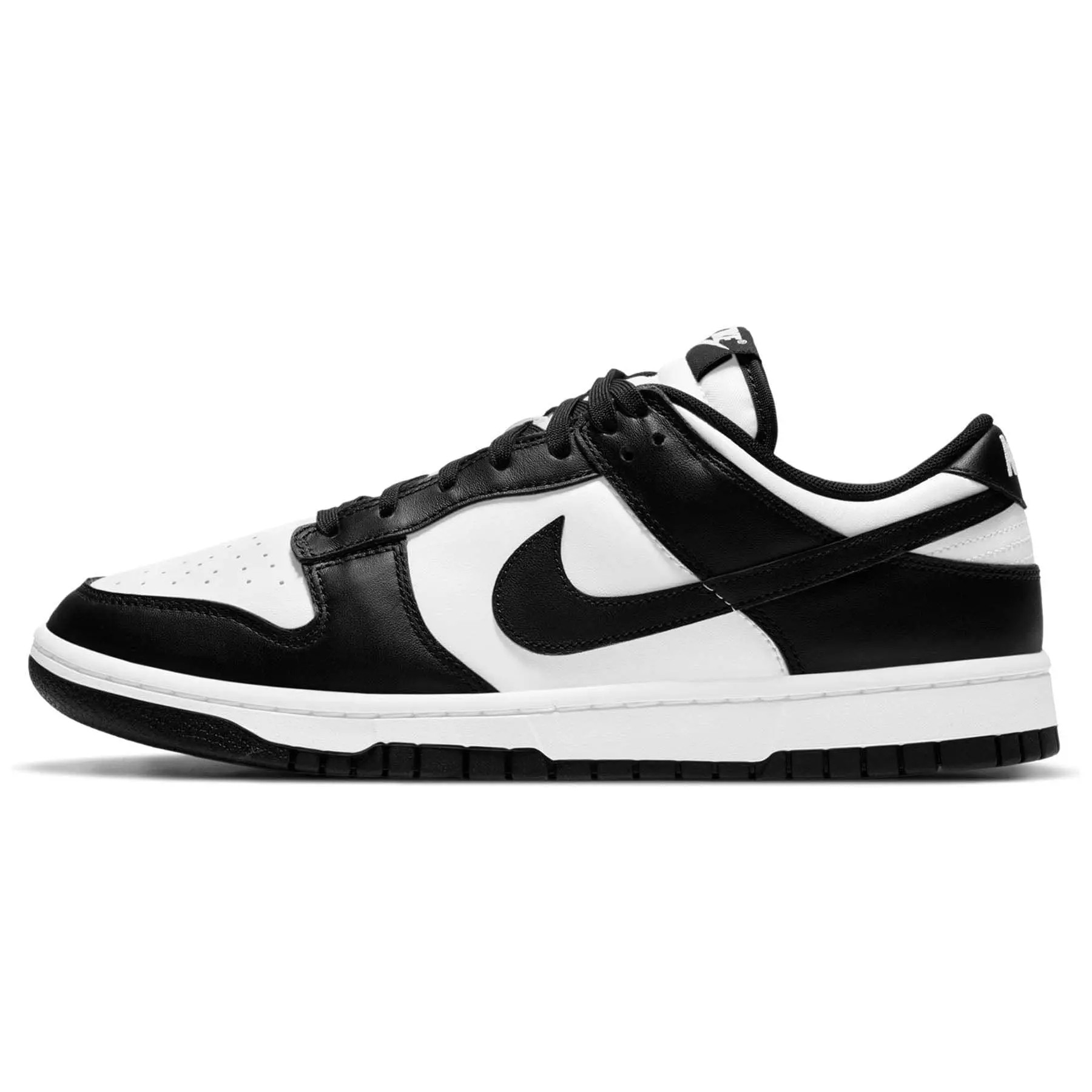 Nike Dunk Low ‘Black White’