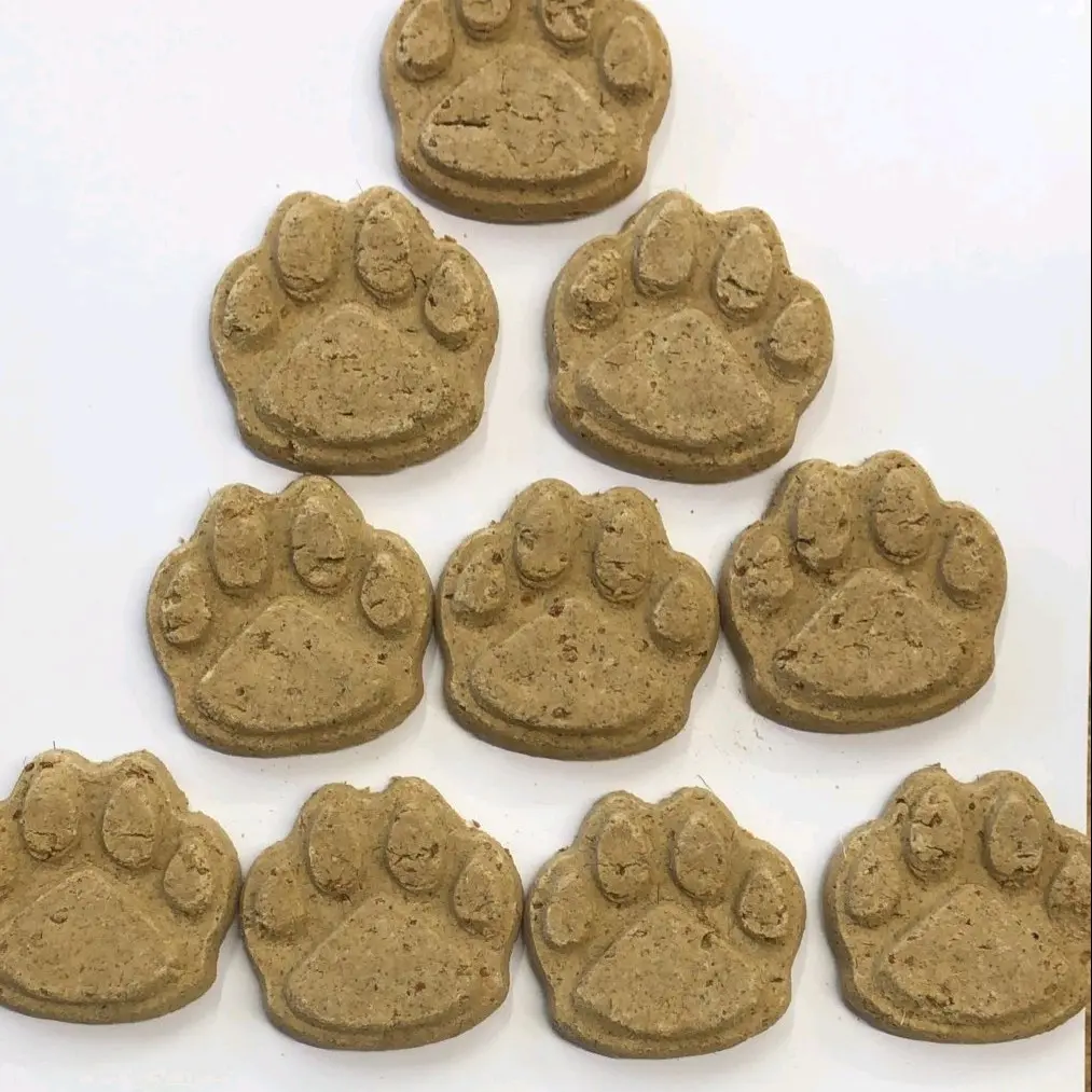 Peanut Butter Paw Biscuits x 10
