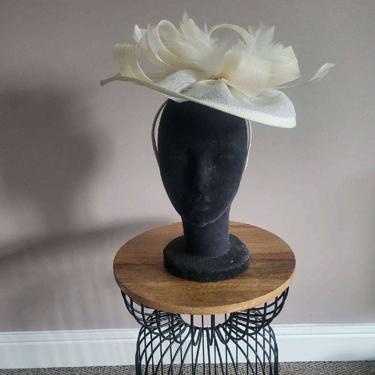 Cream Sophia Fascinator