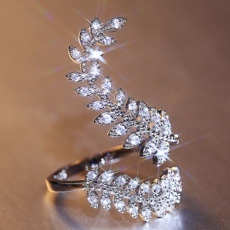 Luxurious High-end Fashion Accessory With Synthetic Zirconia Plant Leaf Design Long Ring 0