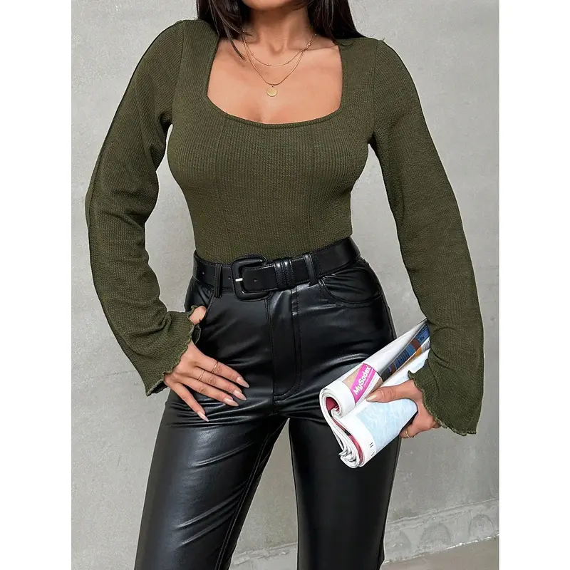 Women's Slim Fit T-shirt With A Large Round Neck And Flare Sleeves[S12] office  outfit protect  dolls  shirt wear  or  tear  outfits lemontop  season women's  shirts ladies  tshirt oversized shortsleeve  love  exchange shidou  ryusei tops franco  merch  с 4
