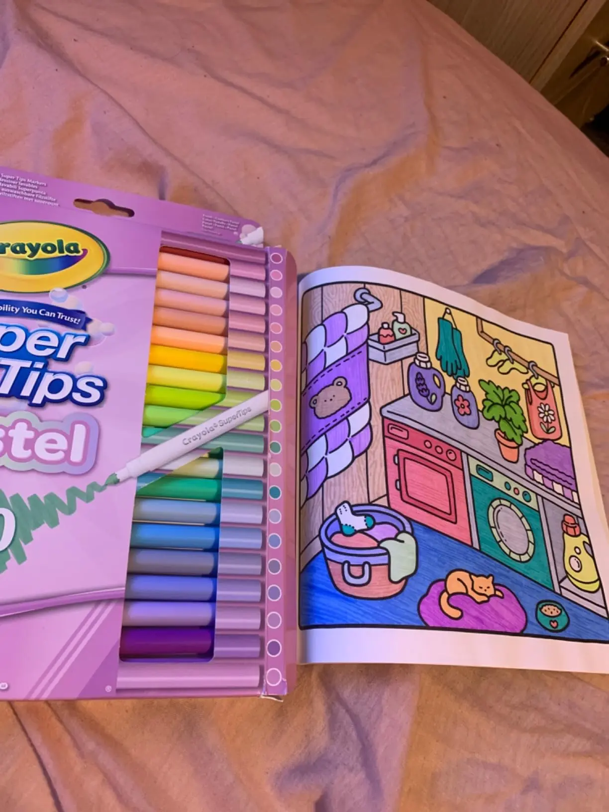 CRAYOLA Pastel SuperTips Washable Markers - Assorted Colours (Pack of 20) | Premium Felt Tip Pens That Can Easily Wash Off Skin and Clothing | For Ages 3+