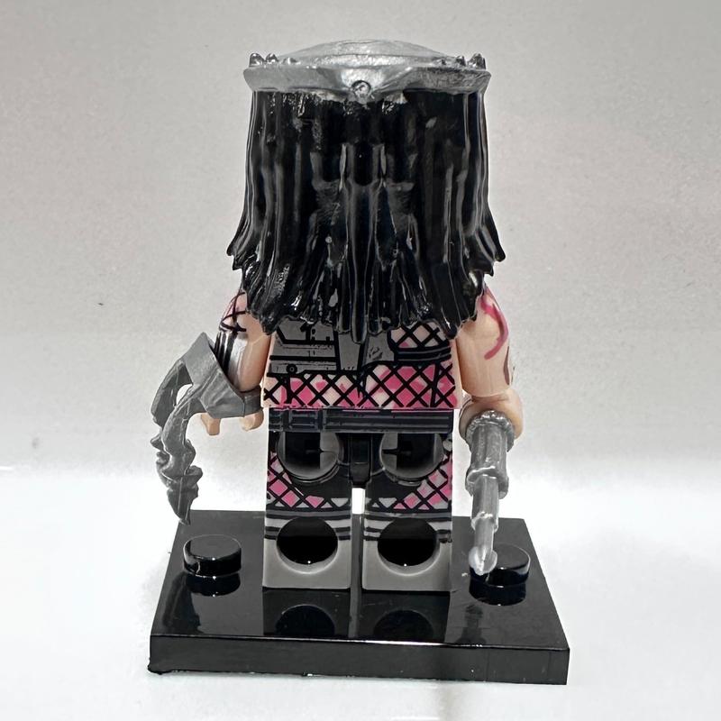 Custom Predator Pink Minifigure 2
