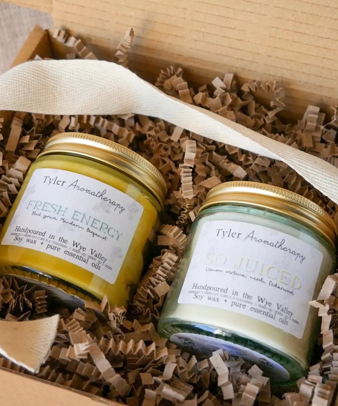 Energising mood candle duo set