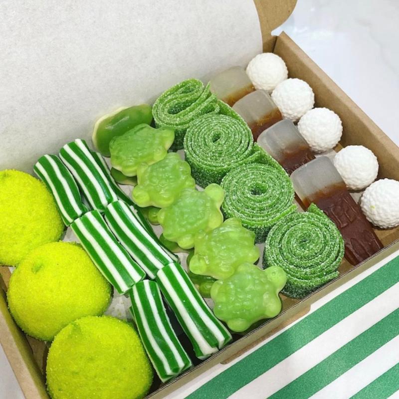 Golf and beers inspired sweet box 4