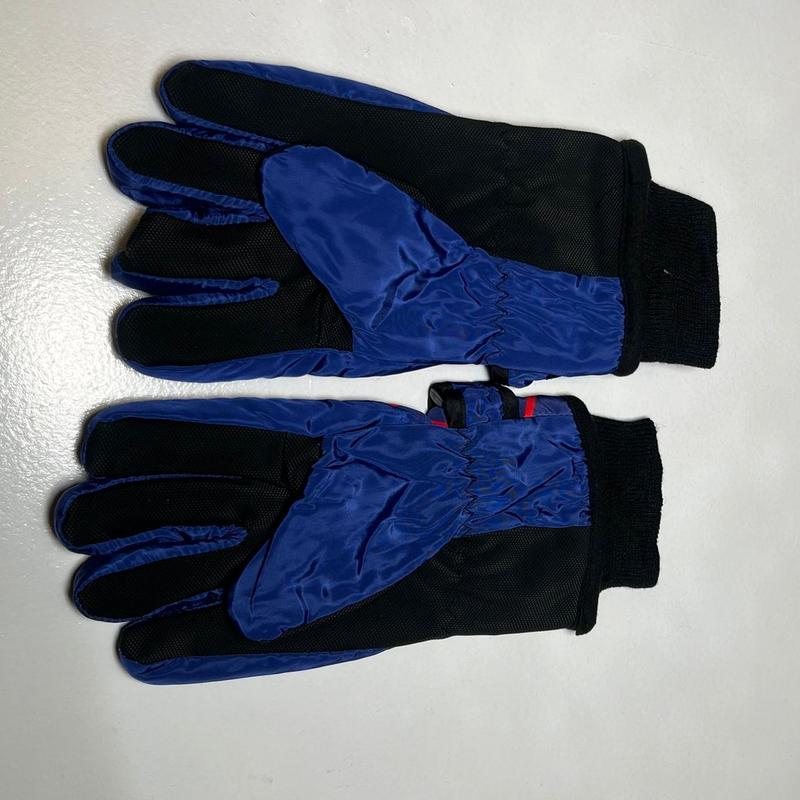 Winter Gloves for Kids - Best for Outdoor Activities 8