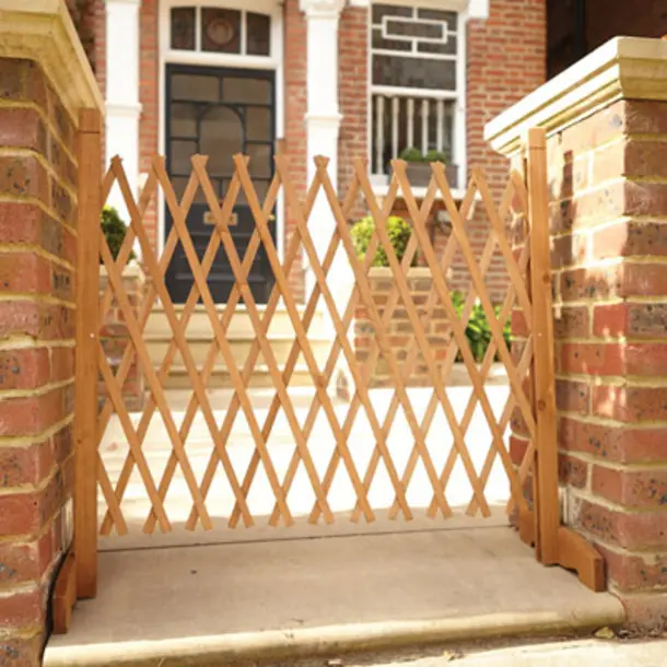 Easylife Expanding Fence - Portable Garden and House Gate
