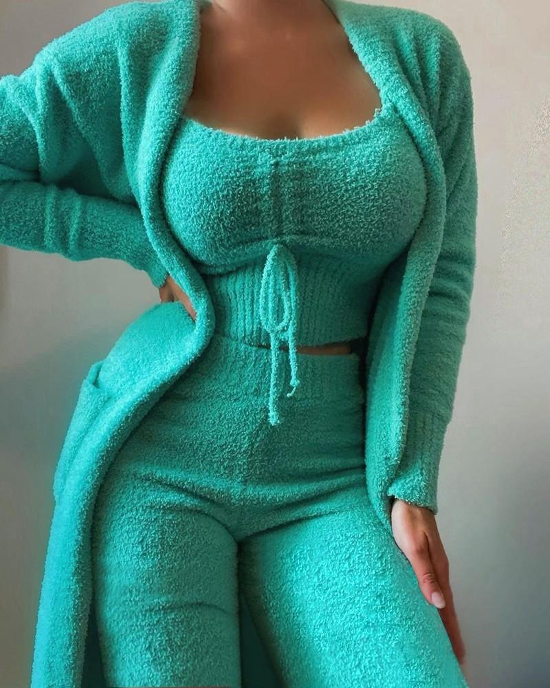 Product Introduction of 2025 Fashionable Women's Plush Three-Piece Lace-up Pajama Set Casual Suit Home Clothing 11
