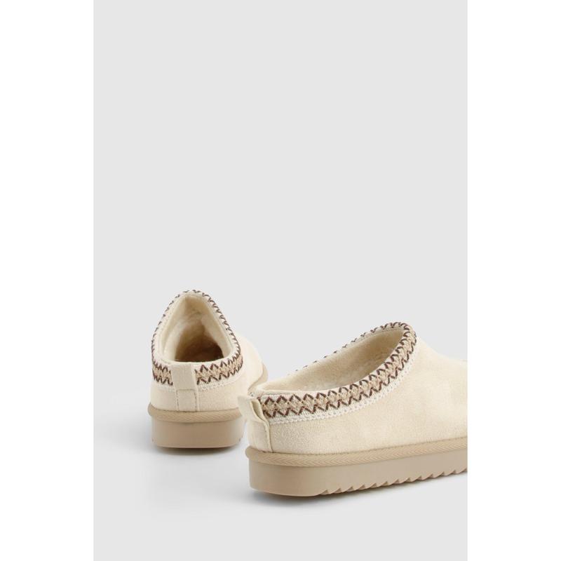 Embroidered Cosy Mules 3