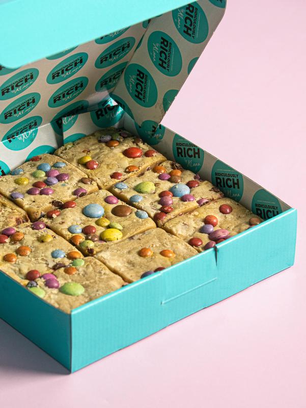 Ridiculously Rich Cookie Bar Box - 9 or 15 Slices 2