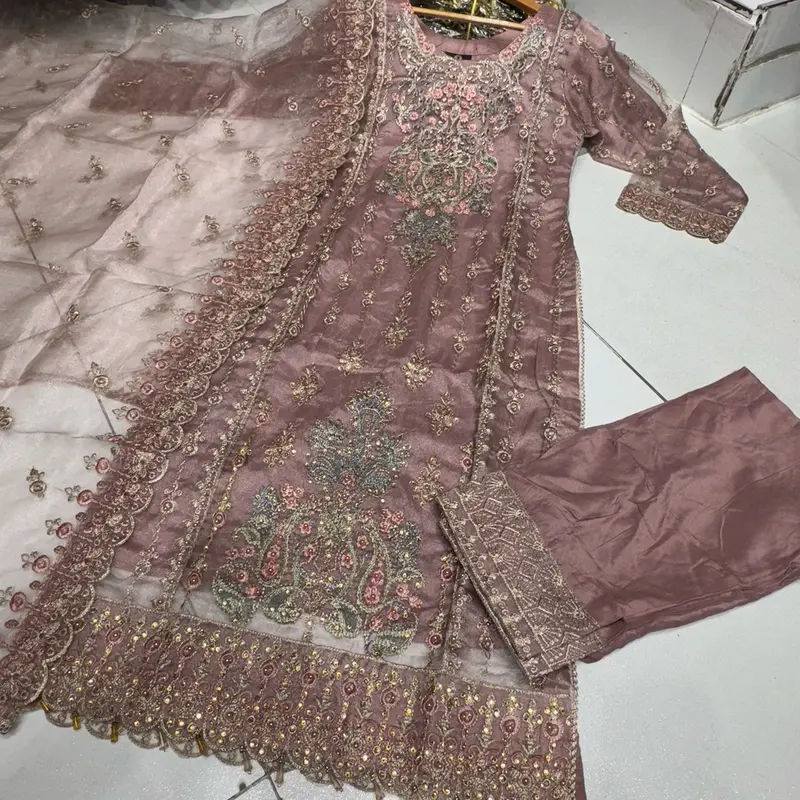 4 Colours BEGUM salwar kameez 3 piece Pakistani suit embroidered stonework S-XL 4