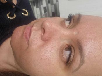 Product Review of Luxury pre mapped & pre glued lashes. Self adhesive- ready to apply direct from the tray! 3 complete sets of different natural styles with a clear glue band for a more subtle look! Please add tweezers to your order from L**e J**y 1