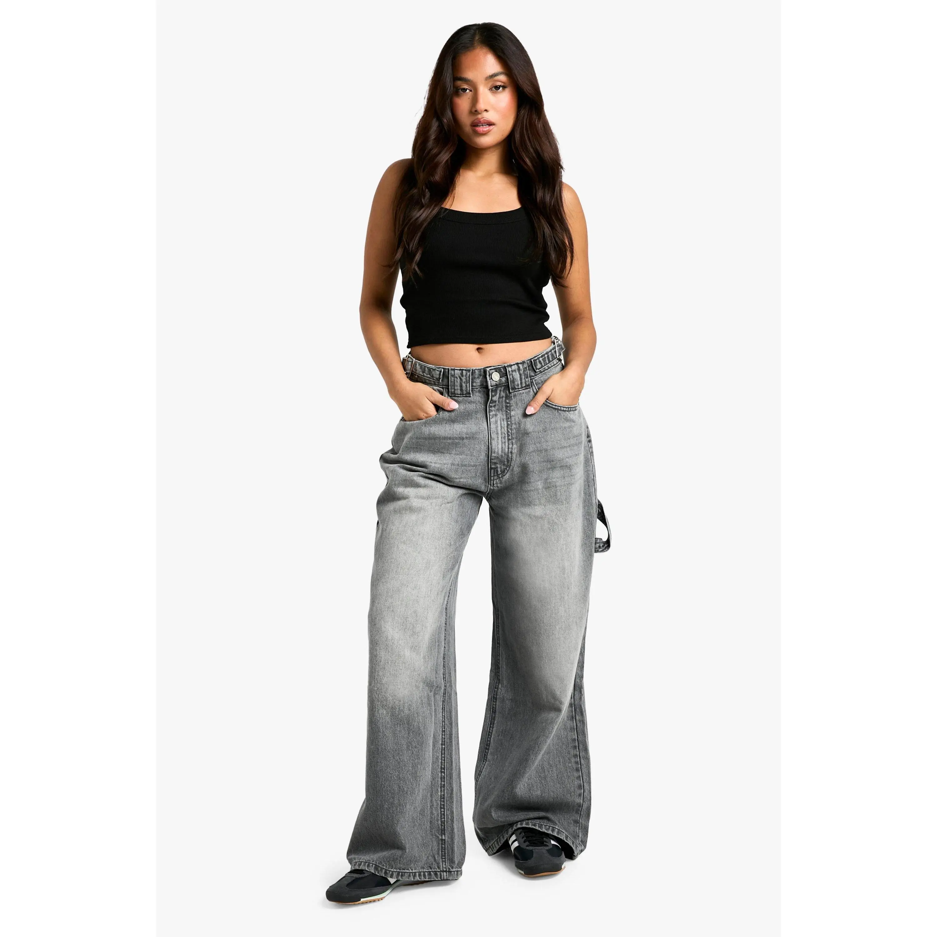 The Petite Carpenter Jean