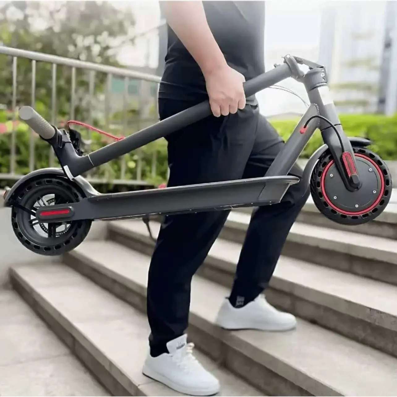 Tuya Smart/Ledpad Electric Scooter - Efficient and Convenient, Mobile App, 30-35km Range, 350w Motor, 120kg Weight Limit