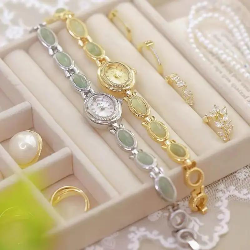 Luxury Jade Beads Bracelet Ladies Quartz Watch - Gold/Silver