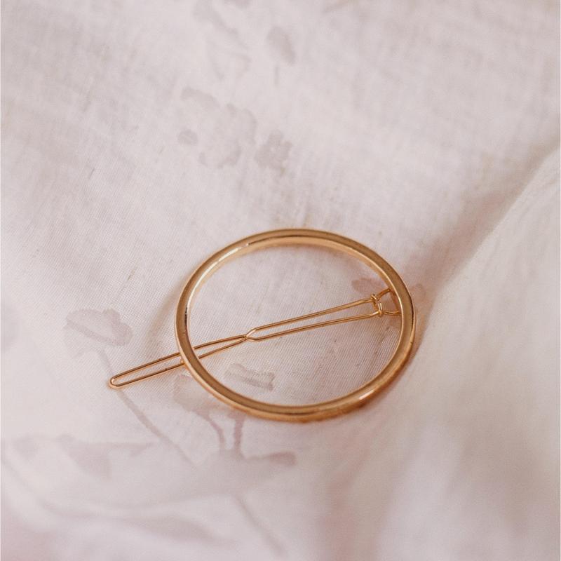 Circle Hair Clip 2