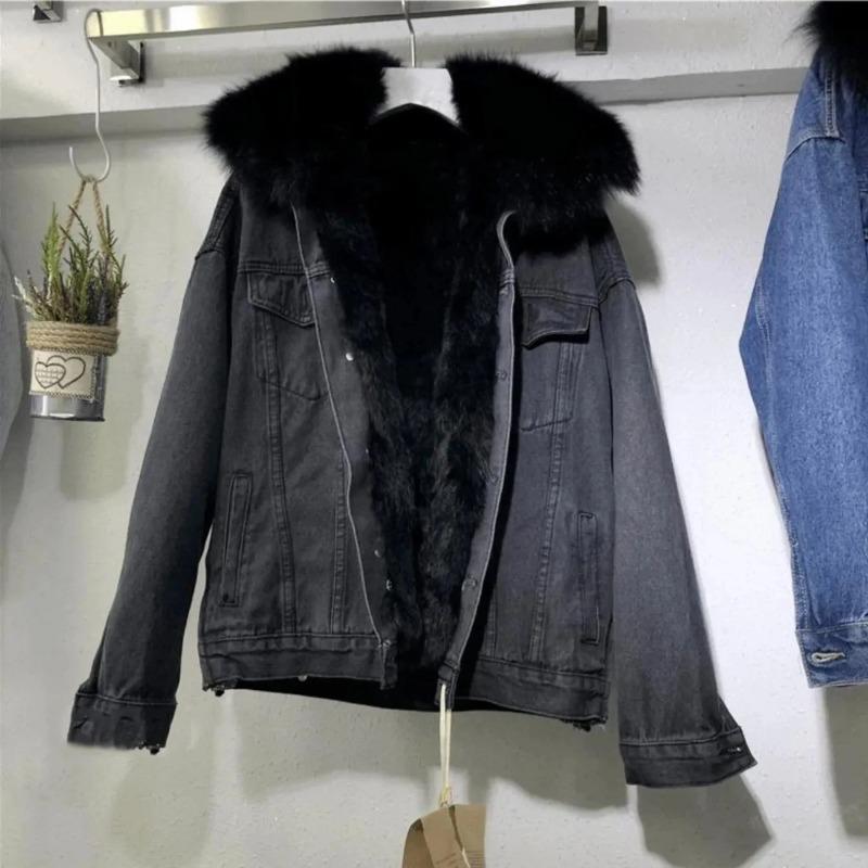 Product Introduction of Winter Women Warm Basic Coat Big Fur Collar Denim Jacket Female Cold Motorcycle Jackets Outerwear Fleece Thick Casual Overcoat 4