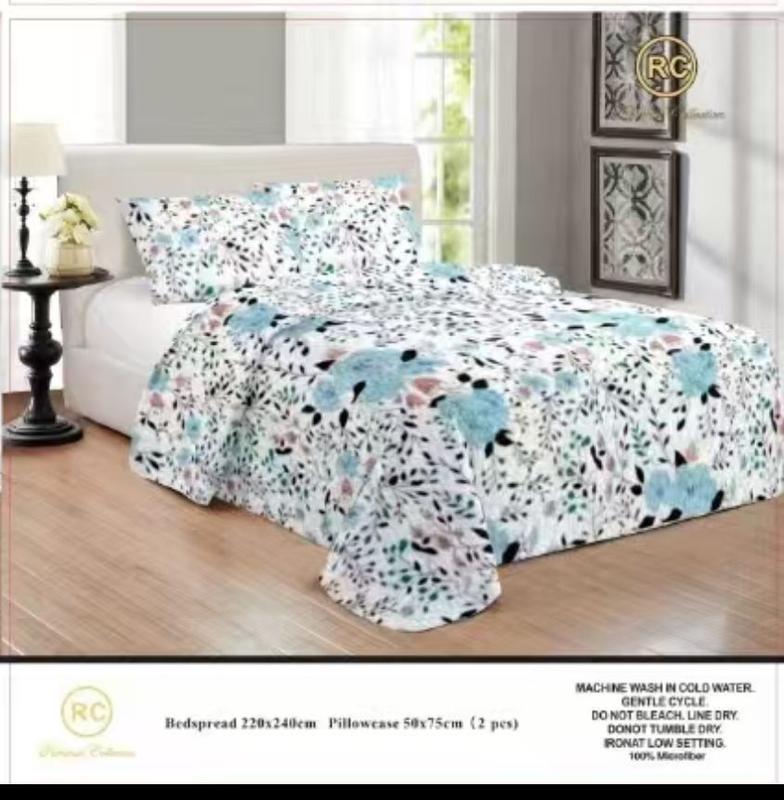 3 Piece Bedspread Set with 2 Pillowcases for Double and King Beds - Soft Microfiber Material 1