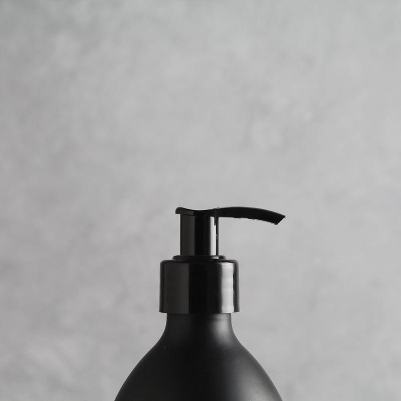 Body Wash, Shampoo & Conditioner Matte Black Glass Set Labelled Bottle Lotion Pump Dispenser for Bathroom 8