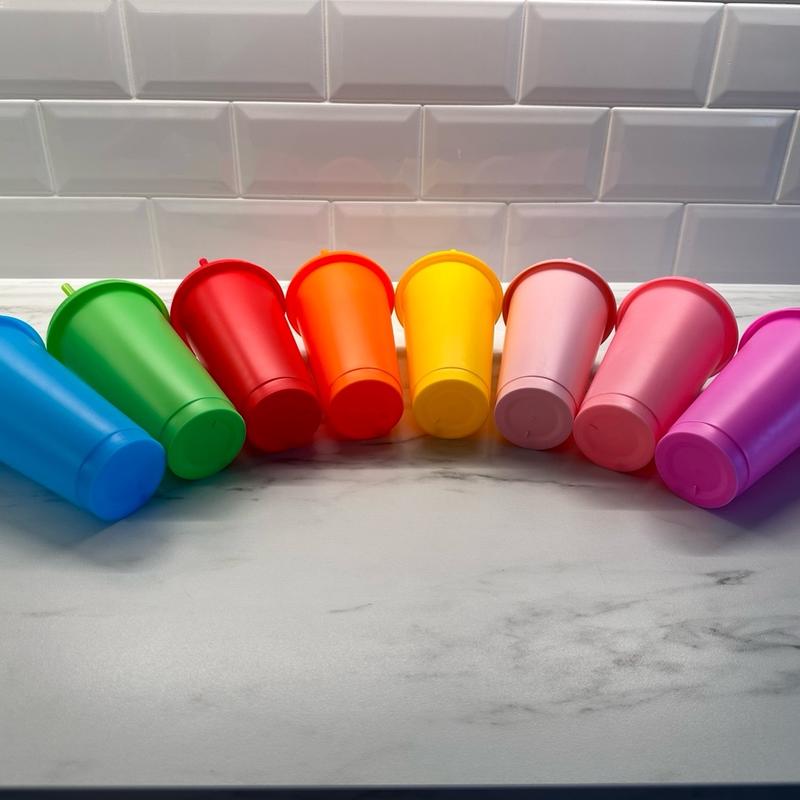 Starbucks style cold up, 700ml (24oz) capacity reusable cup. Lots of colour choices. Drinkware Stylish Water Bottles Plastic 6