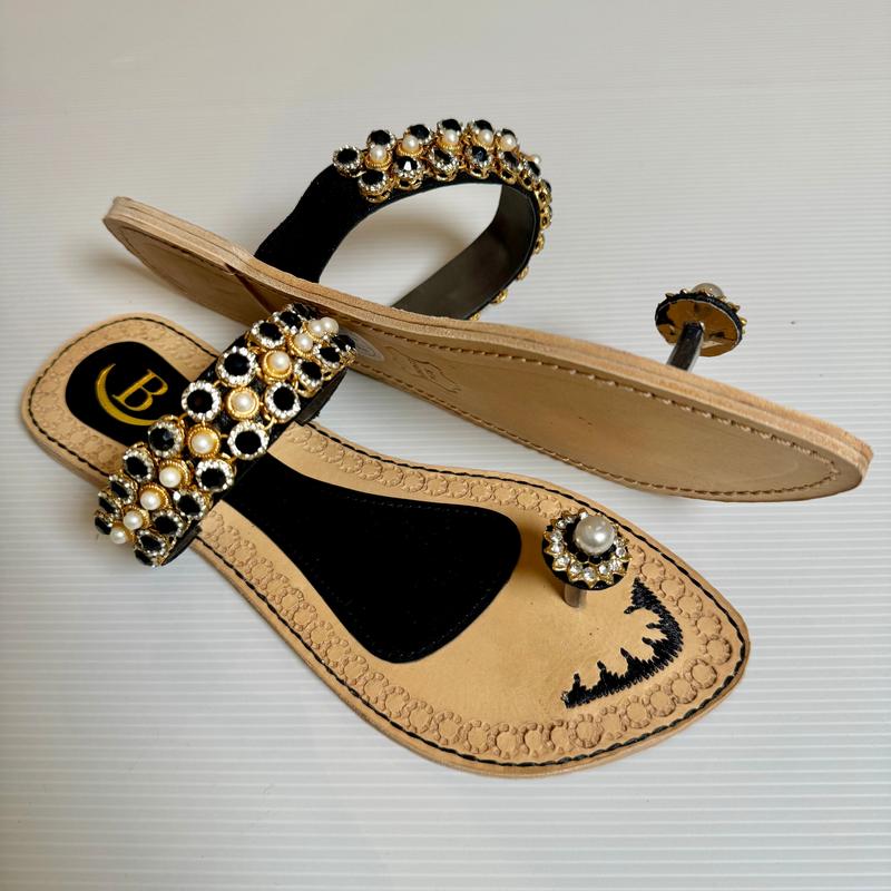 Bisma handmade embroidery toe post leather summer party wedding sandals Dilruba (B13) 2