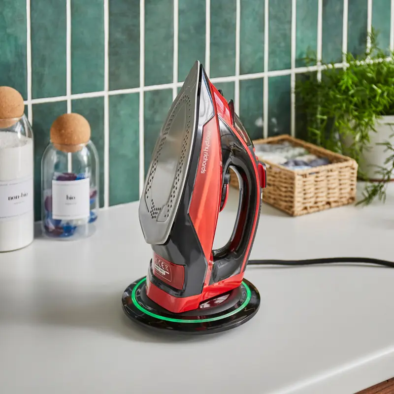 Morphy Richards easyCHARGE Cordless Iron 2400W 1