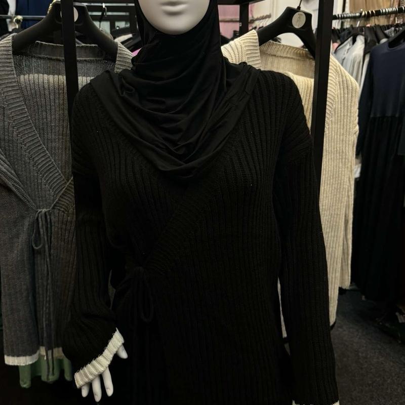 Winter side tie co ord with white rim 3