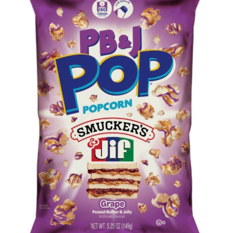 USA Popcorn Oreo, Twix or M&M’s, snickers or peanut butter & jelly flavours - Crispy Snack - 149g 7