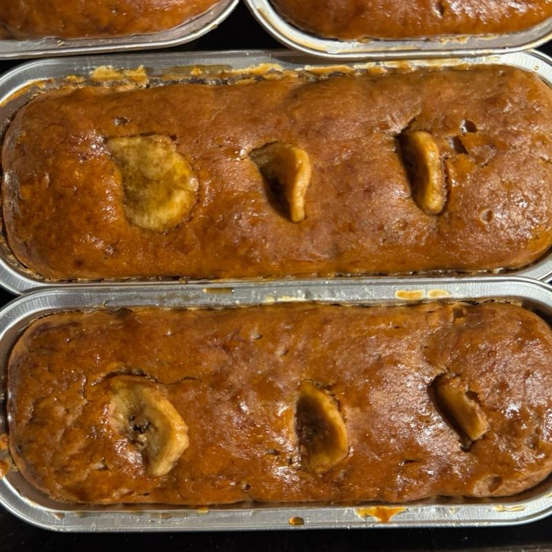 Ellesu Banana Bread Single Potions (2)- WIth Cream Cheese Frosting 1